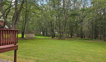 11 Carmen Gln, Albrightsville, PA 18210