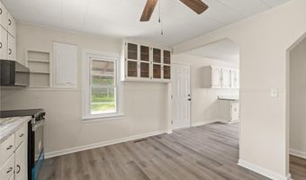 180 Broadway St, Austin, IN 47102