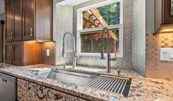 12950 Summer Cir, Anchorage, AK 99516