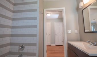 2100 FOREST Cir, Orlando, FL 32803