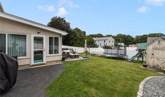 12 Hidden Valley Ln, Lincoln, RI 02865