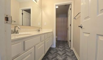 3019 Shadow Lake Dr, Indianapolis, IN 46217