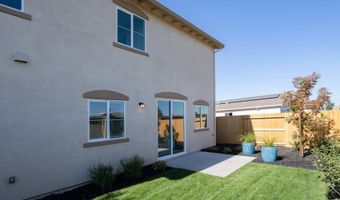 10933 Admiral Cove Way, Stockton, CA 95219