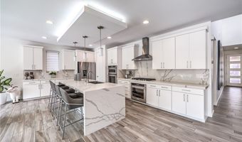 10337 Kesington Dr, Las Vegas, NV 89135