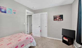 618 SE Lawrence Dr, Ankeny, IA 50021