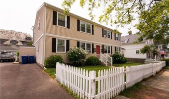 45 Hammond St 3, Newport, RI 02840