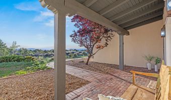 206 Hondo Seco Rd, Arroyo Seco, NM 87514