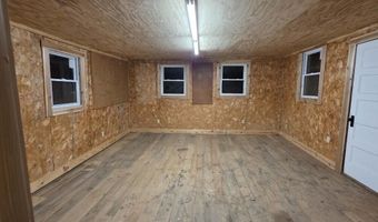 887 Foxes Ridge Rd, Acton, ME 04001