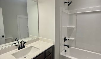 214 Fowler Farms Dr, Auburn, GA 30011