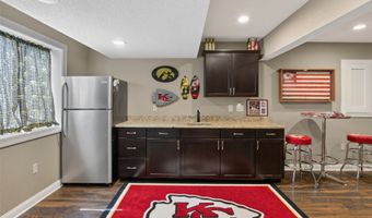 2618 3rd Ave SW, Altoona, IA 50009