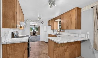 624 Crowson Rd, Ashland, OR 97520