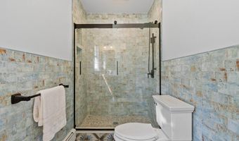 158 Kettle Hole Rd, Bolton, MA 01740