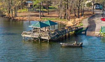400 Lucky Lndg, Atkins, AR 72823