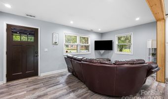 3801 Sofley Rd, Charlotte, NC 28206