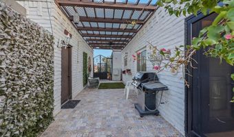 6744 Mountridge Dr, Las Vegas, NV 89110