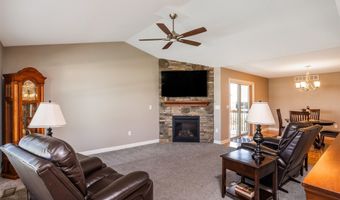 2801 SW Prairie Trail Pkwy, Ankeny, IA 50023