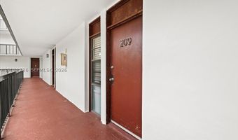 3101 N Country Club Dr 209, Aventura, FL 33180