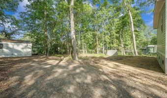 103 Bush Dr, Bonneau, SC 29431