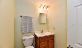 938 Weeping Way Ln, Avon, IN 46123