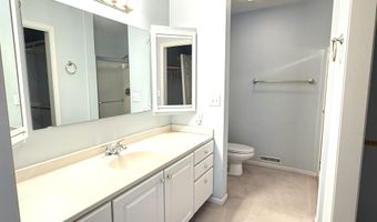 1307 N Dakota St, Aberdeen, SD 57401