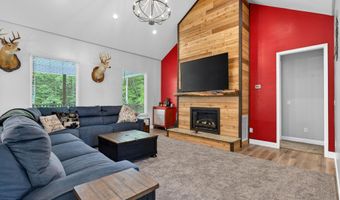 355 Shadows Lawn Dr, Athens, TN 37303