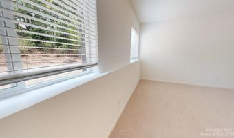 2741 Bristol Ridge Dr, Ann Arbor, MI 48105