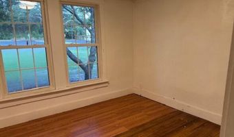 153 Saint Peter St, Biloxi, MS 39530