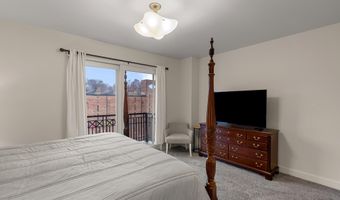 801 KEY Hwy T-65, Baltimore, MD 21230