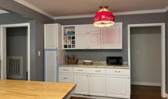 966 Poplar St, Alcoa, TN 37701