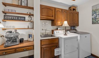 1405 Allison Blvd, Auburn, IN 46706