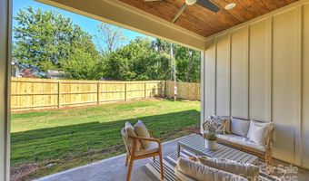 1421 Winston Dr, Charlotte, NC 28205