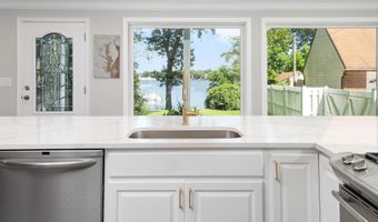 370 SHERMAN Ave, Arnold, MD 21012