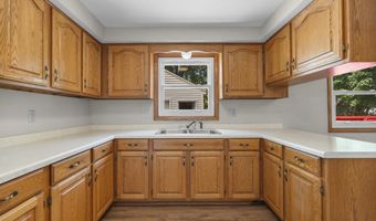 1136 W ROBERTS Ave, Appleton, WI 54914