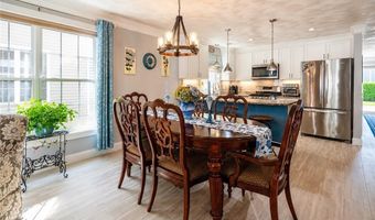 5 Rivers Edge Dr, Coventry, RI 02816