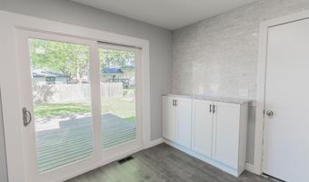 1612 Northridge Rd, Beatrice, NE 68310