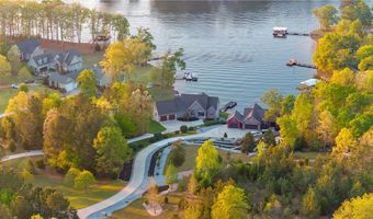 110 Clearview Dr, Abbeville, SC 29620