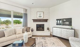212 Seminole Trl, Alvarado, TX 76009