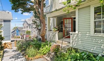 20 Anthony St, Newport, RI 02840