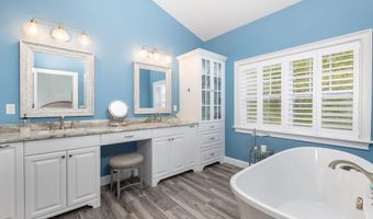 19 Cherry Hills Cir 19, Bloomfield, CT 06002