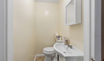 25 Watson Dr, Andover, NJ 07801