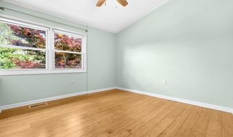 5013 AMERICANA Dr, Annandale, VA 22003