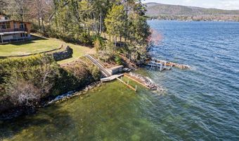 240 Black Point Rd, Alton, NH 03810