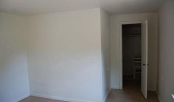 2 SPRUCE Ln, Annapolis, MD 21401