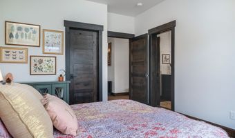 344 Chapman Ln, Bigfork, MT 59911