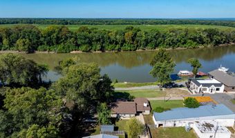 213 S 1st St, Augusta, AR 72006