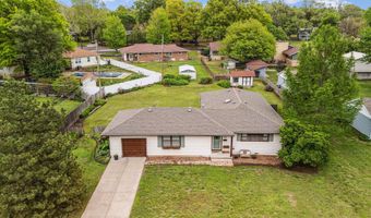 1610 N Park Ln, Augusta, KS 67010