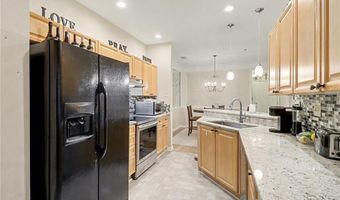 933 Sandringham Dr 933, Alpharetta, GA 30004