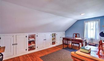 324 Pleasant St, East Providence, RI 02916