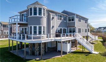 53 Stanton Ave, Narragansett, RI 02882