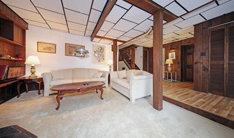 222 Red Hill Rd, Middletown, NJ 07748